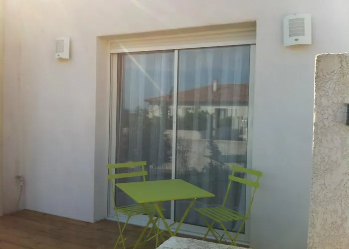 Apartment T2 Campo Meta *